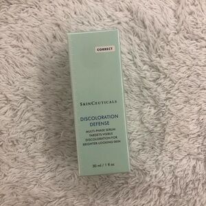 SkinCeuticals Discoloration Defense Serum - Light Green